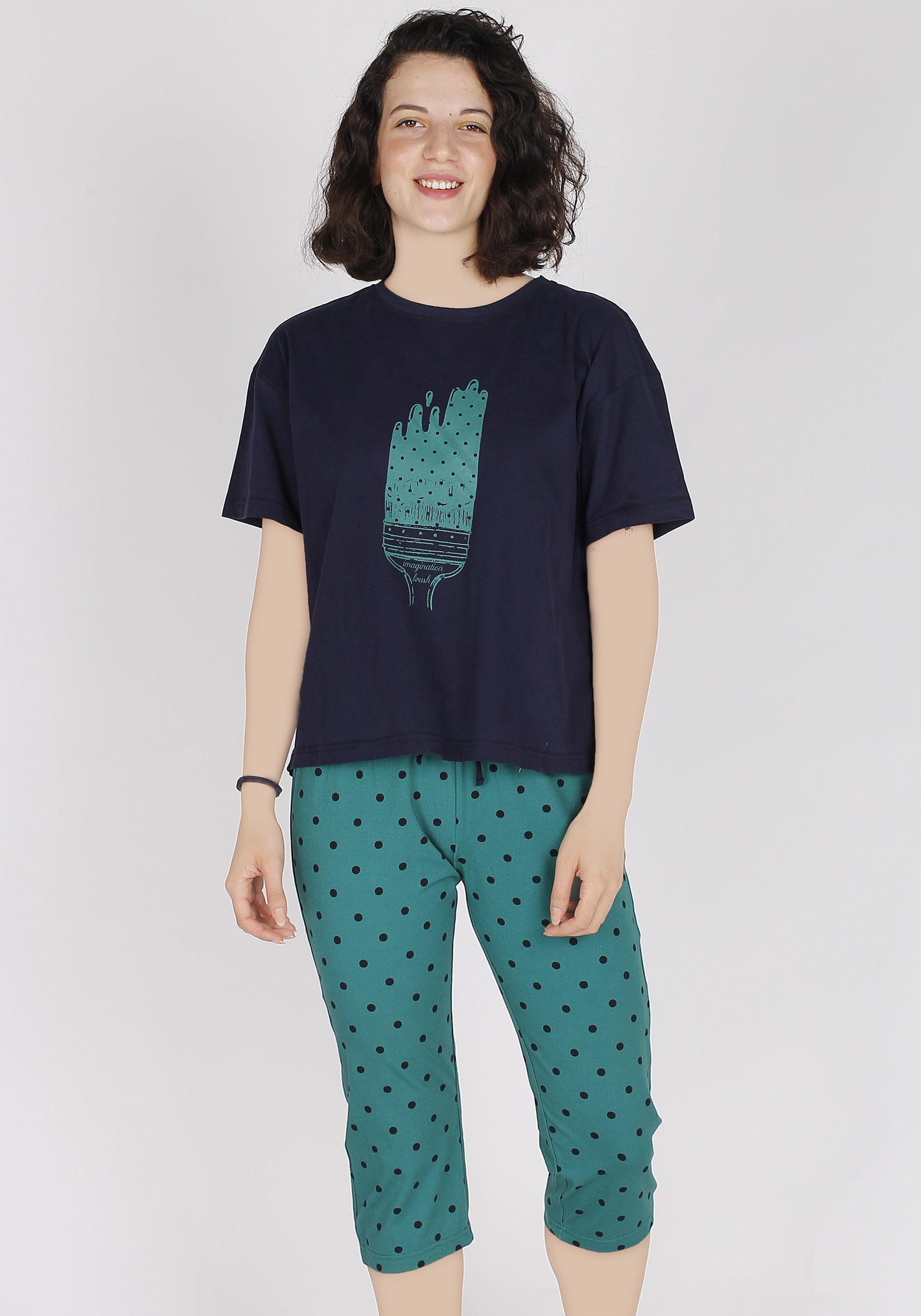 S&L Short Sleeve Capri Set