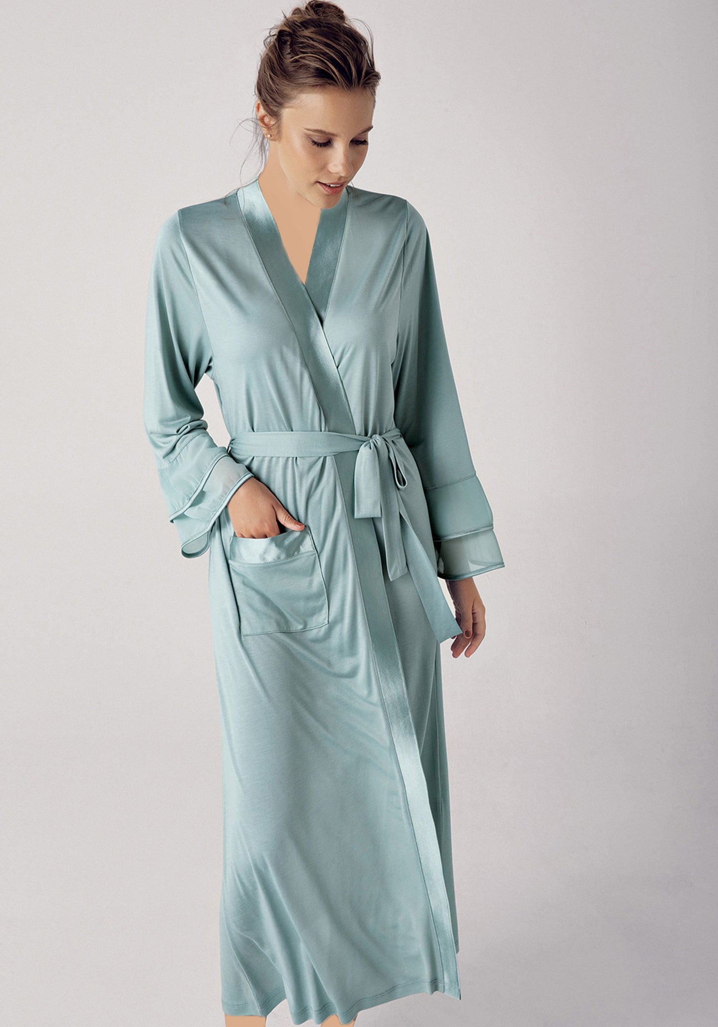 S&L Long Robe