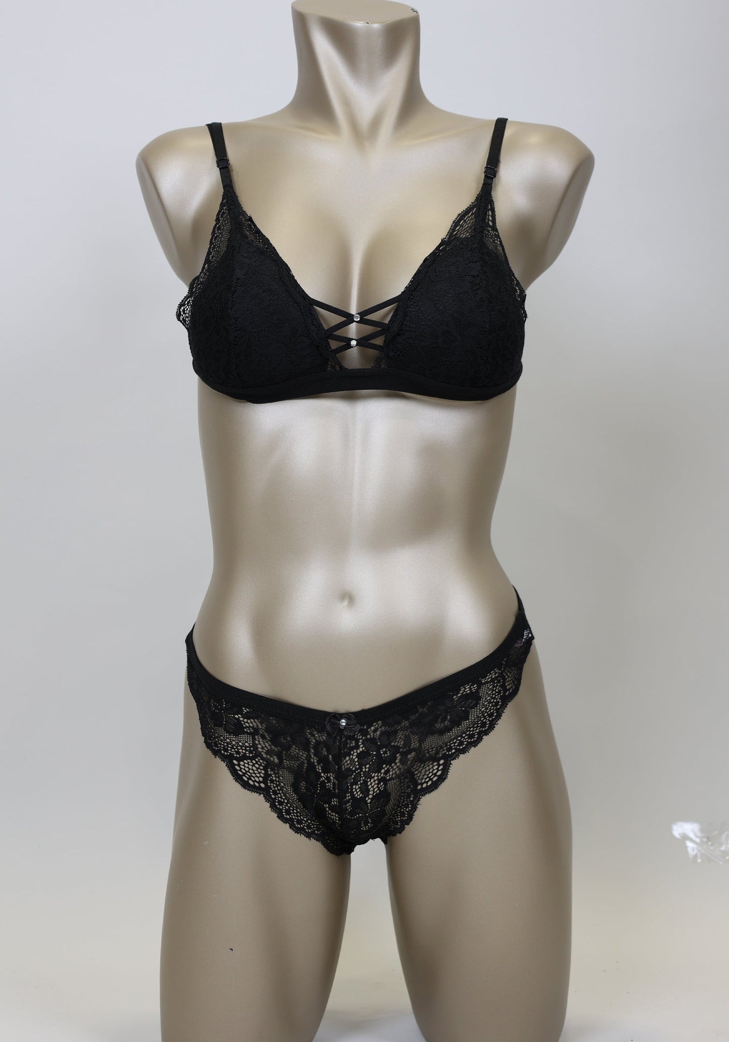 UNDR Bra Set