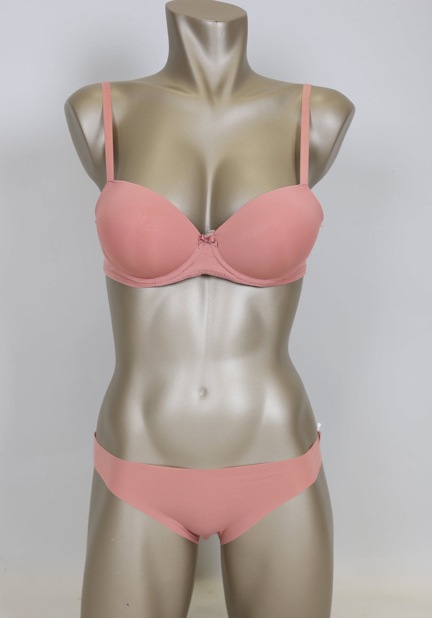 UNDR Laser Cut Pushup Bra Set