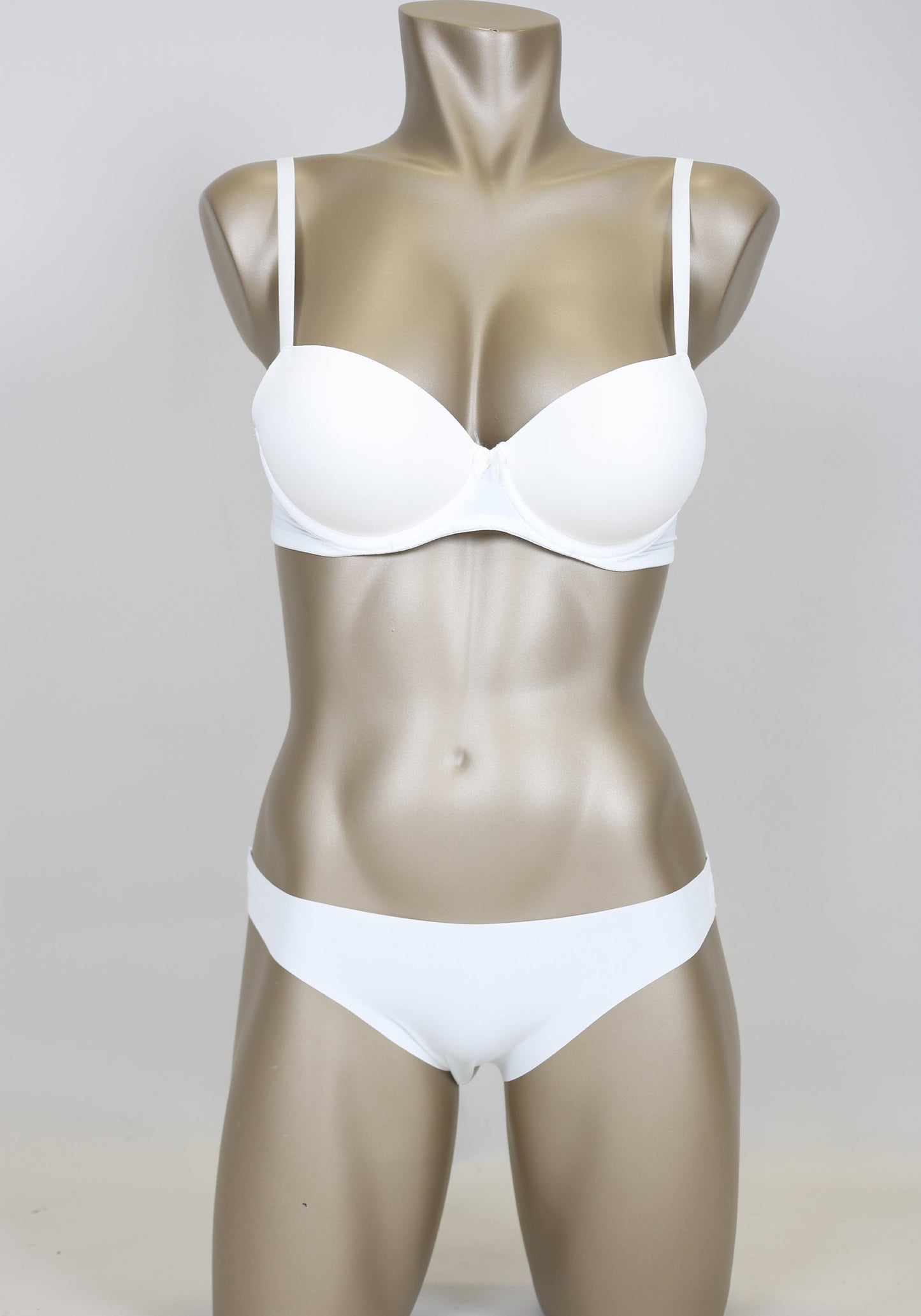 UNDR Laser Cut Pushup Bra Set
