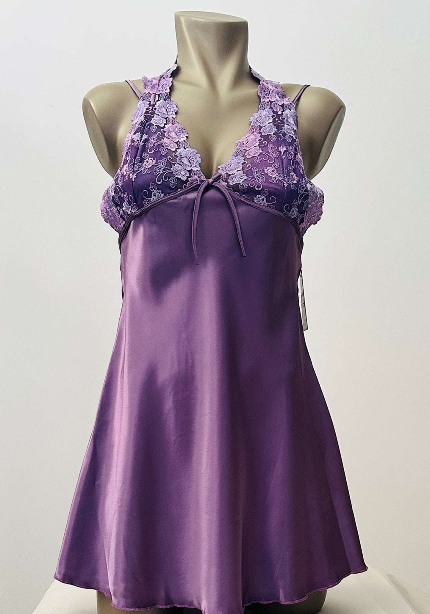 LNGR Babydoll Satin Tulle Neck