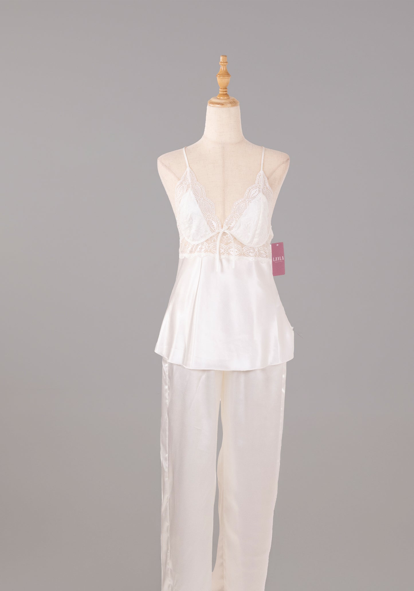 LNGR Satin Shoulder Strap Pajama With Lace Open Back