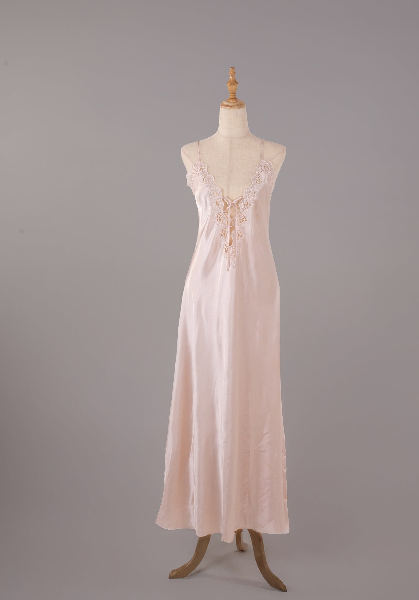 LNGR Bridal Long Night Gown And Robe Set With Lace