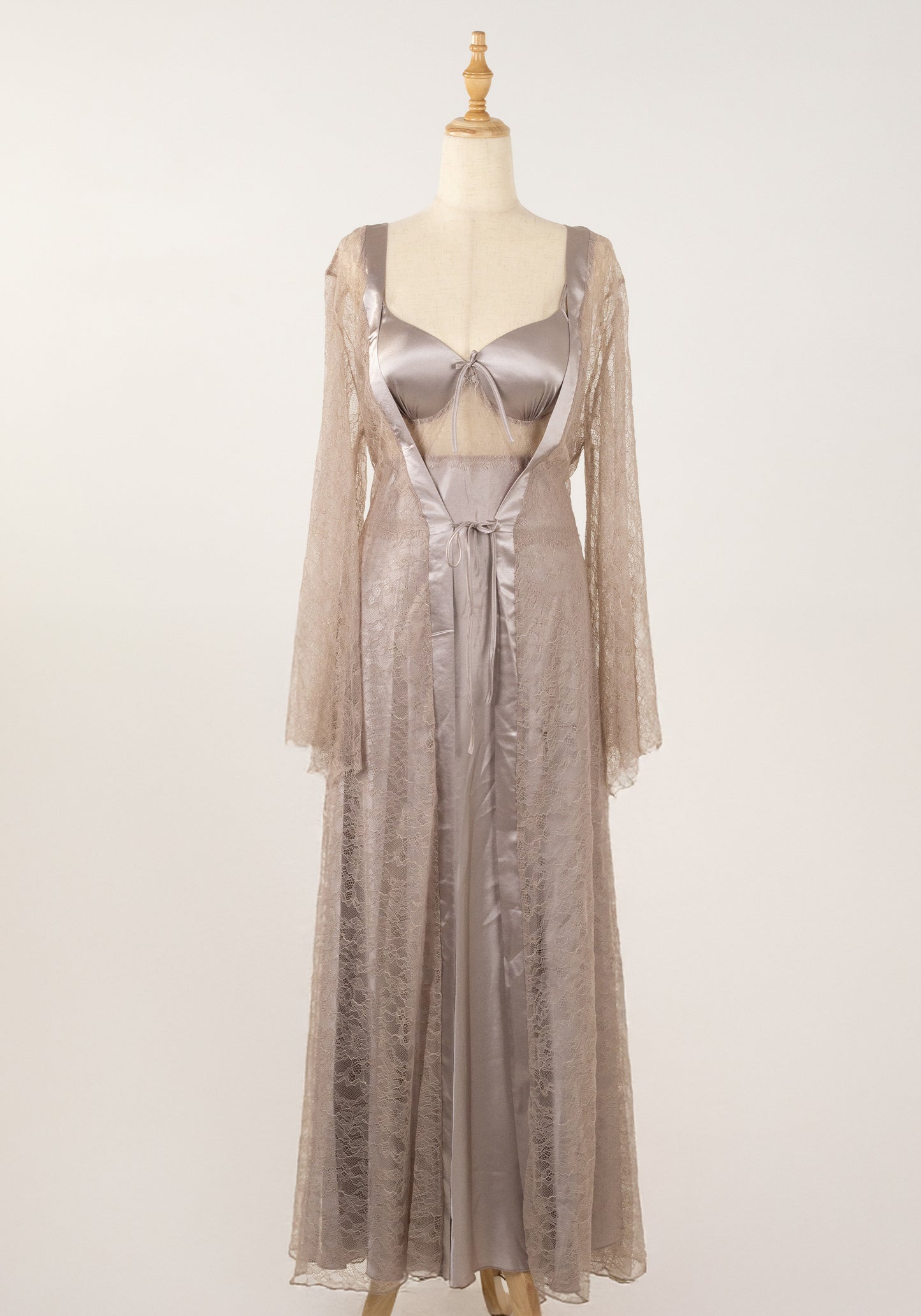 LNGR Bridal Long Night Gown And Robe Set With Lace