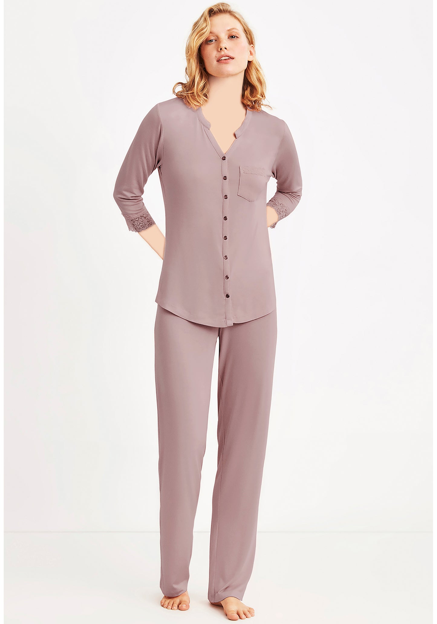 S&L Collar Button Long Sleeve Pajama