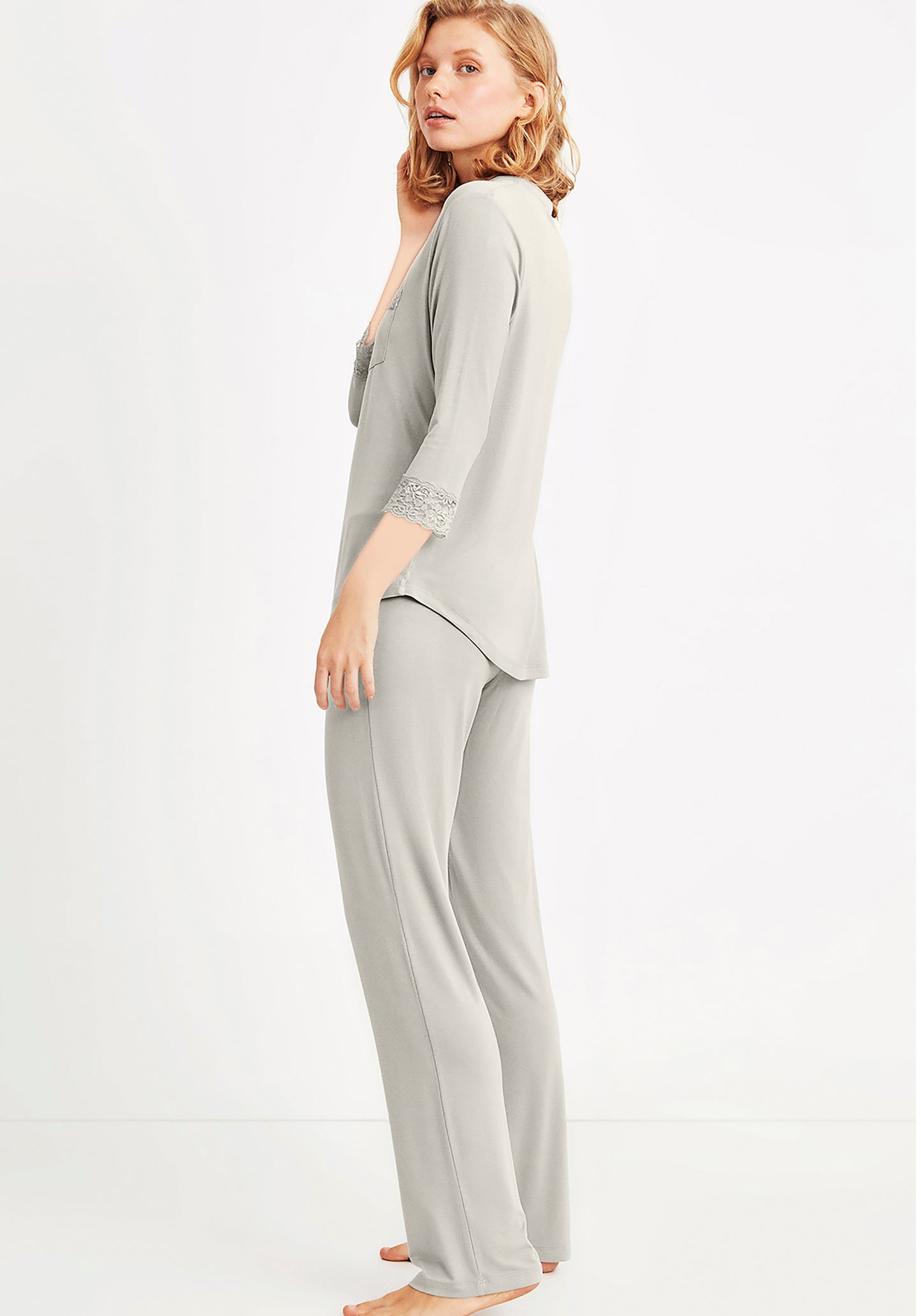 S&L Collar Button Long Sleeve Pajama